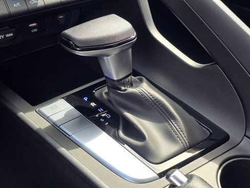 New 2025 Hyundai Elantra SE w/ Cargo Package image 24