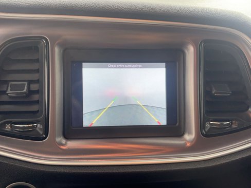 Used 2019 Dodge Challenger SXT image 21