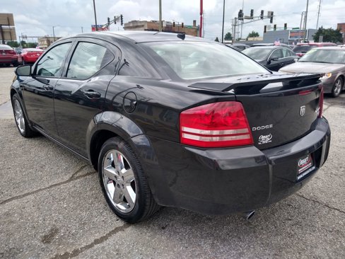 Used 2010 Dodge Avenger R/T w/ Navigation & Sound Group I image 7