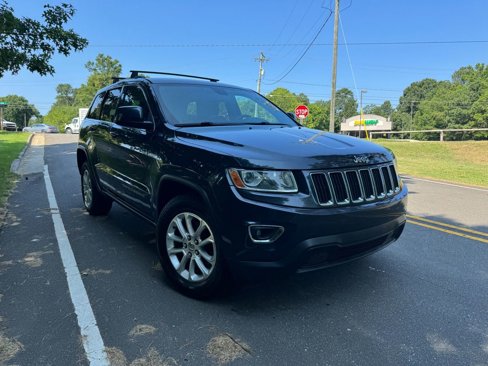 Used 2014 Jeep Grand Cherokee Laredo w/ 18" Wheel & 8.4" Radio Group image 1