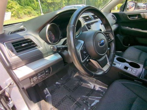 Used 2018 Subaru Outback 2.5i Premium image 15