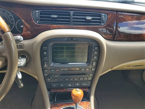 Used 2008 Jaguar S-TYPE 3.0 image 22