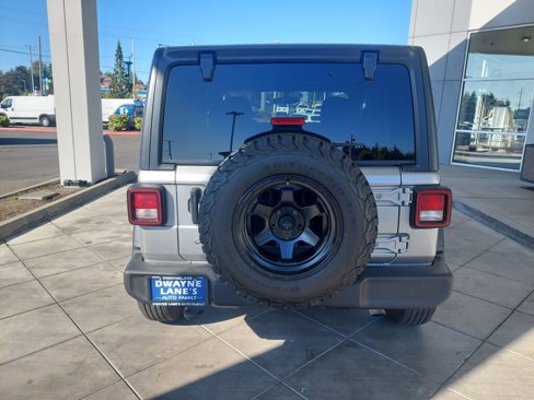Used 2020 Jeep Wrangler Sport image 4