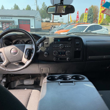 Used 2011 GMC Sierra 1500 SLE w/ Power Tech Package image 12
