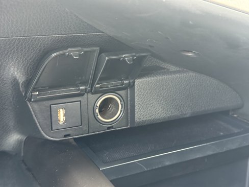Used 2021 Toyota Camry SE image 22
