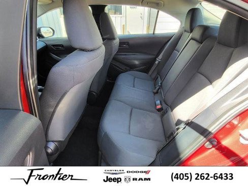 Used 2023 Toyota Corolla LE image 23