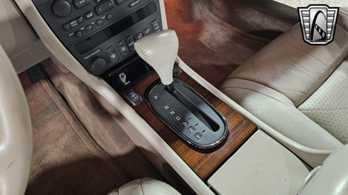 Used 1997 Cadillac Seville STS image 22