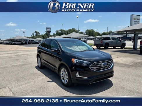 Used 2022 Ford Edge Titanium image 3
