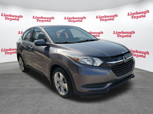 Used 2017 Honda HR-V LX image 18
