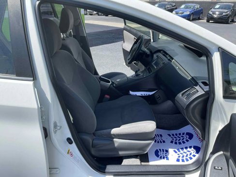 Used 2012 Toyota Prius Plug-In Hybrid image 13