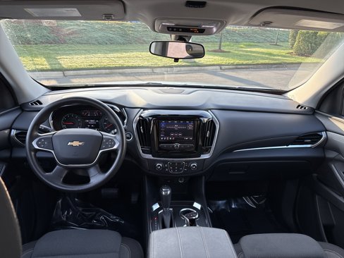 Used 2020 Chevrolet Traverse LS w/ LPO, Floor Liner Package image 21