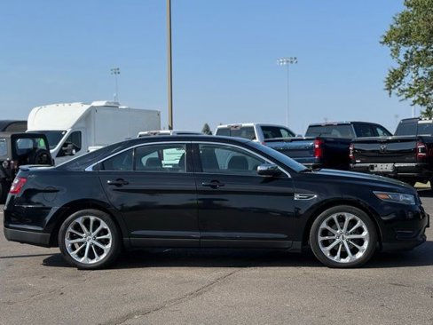 Used 2017 Ford Taurus Limited image 39