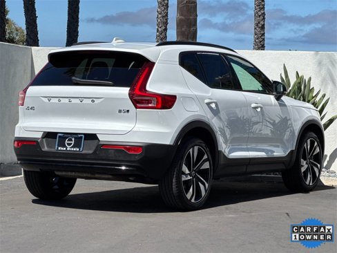 Certified 2025 Volvo XC40 B5 Plus image 5