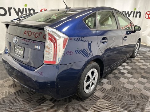 Used 2012 Toyota Prius Two image 8