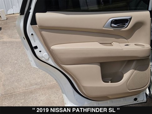 Used 2019 Nissan Pathfinder SL w/ SL Premium Package image 19