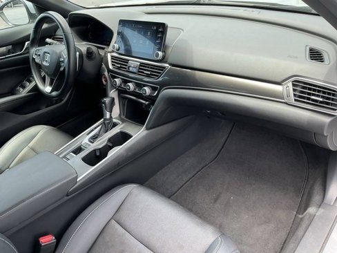 Used 2019 Honda Accord Sport image 16