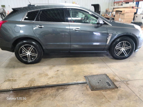 Used 2012 Cadillac SRX Luxury image 11