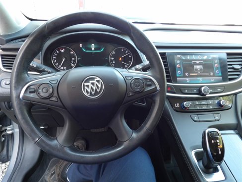 Used 2017 Buick LaCrosse Essence image 17