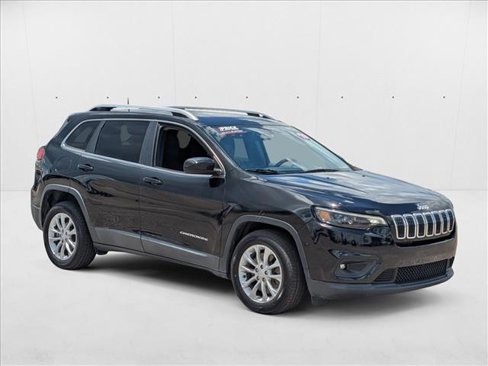 Used 2019 Jeep Cherokee Latitude w/ Popular Appearance Group image 3