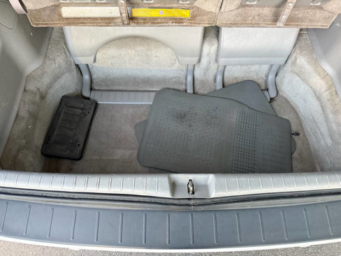 Used 2008 Toyota Sienna XLE Limited image 29