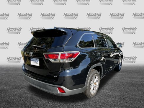 Used 2015 Toyota Highlander LE image 9