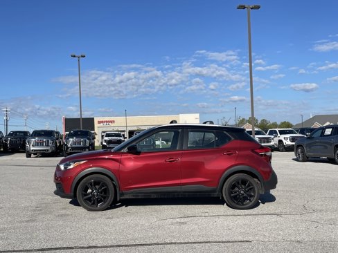 Used 2020 Nissan Kicks SV w/ Exterior Package image 4
