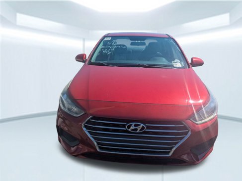 Used 2019 Hyundai Accent SE image 2