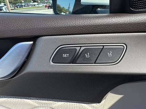 Used 2020 Hyundai Palisade Limited image 19