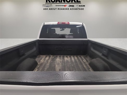 Used 2017 GMC Sierra 1500 SLE w/ SLE Value Package image 10