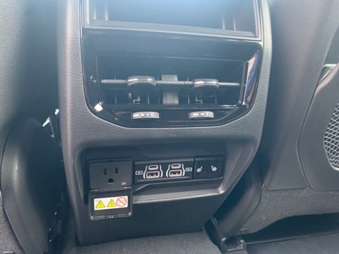 New 2025 Jeep Grand Cherokee Limited image 31