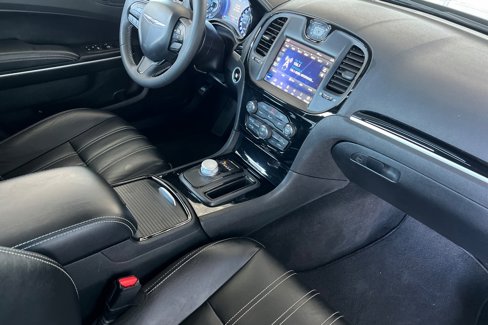 Used 2022 Chrysler 300 S image 15