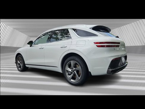 New 2026 Genesis GV70 2.5T image 3