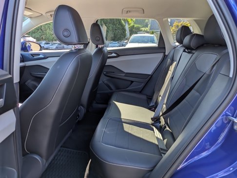 Certified 2022 Volkswagen Taos SE image 27