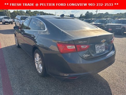 Used 2017 Chevrolet Malibu LT image 10