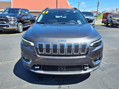 Used 2022 Jeep Cherokee Limited w/ Elite Package image 2