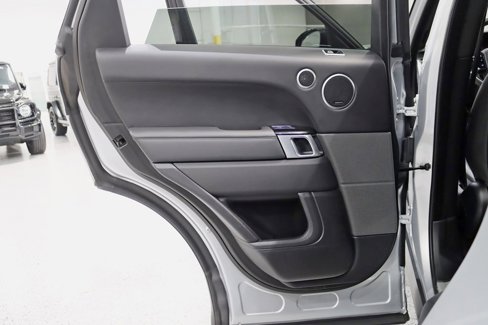 Used 2020 Land Rover Range Rover Sport HST image 36