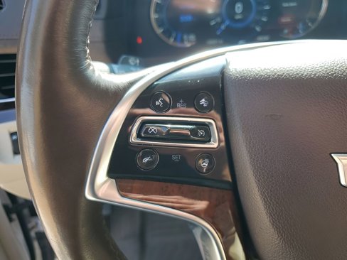 Used 2016 Cadillac Escalade ESV Luxury image 33