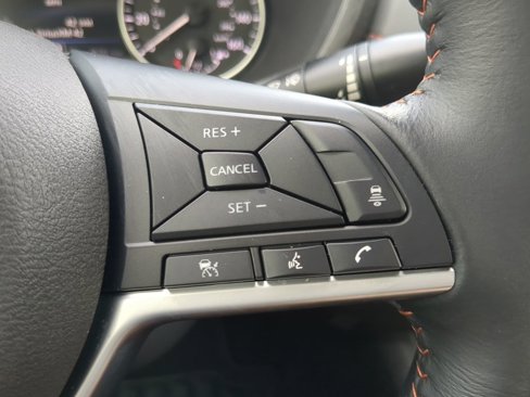 Used 2024 Nissan Sentra SR w/ Trunk Package image 11