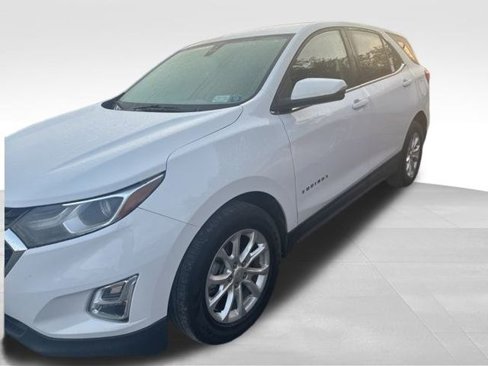 Used 2019 Chevrolet Equinox LT image 2