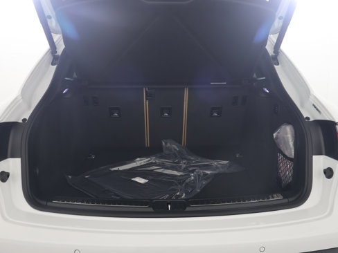 New 2025 Porsche Macan image 21