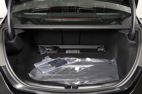 Used 2025 Mercedes-Benz C 300 4MATIC Sedan image 11