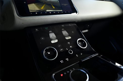 Used 2019 Land Rover Range Rover Velar R-Dynamic SE image 20