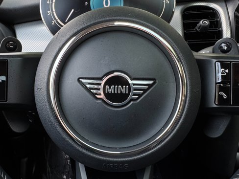 Used 2022 MINI Cooper S w/ Premium Package image 58
