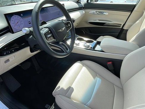 Used 2026 Genesis GV70 2.5T image 14