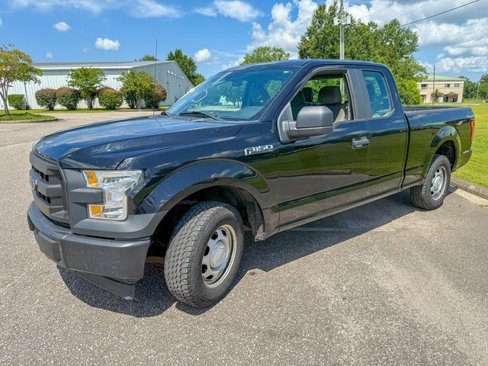 Used 2017 Ford F150 XL w/ Equipment Group 101A Mid image 5