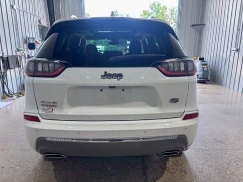 Used 2019 Jeep Cherokee Overland w/ Technology Group image 6