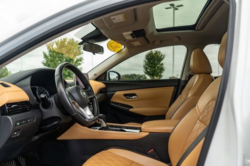 Used 2023 Nissan Sentra SV w/ SV Premium Package image 17
