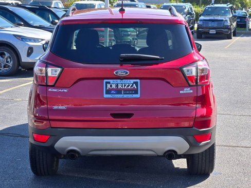 Used 2018 Ford Escape SE image 11