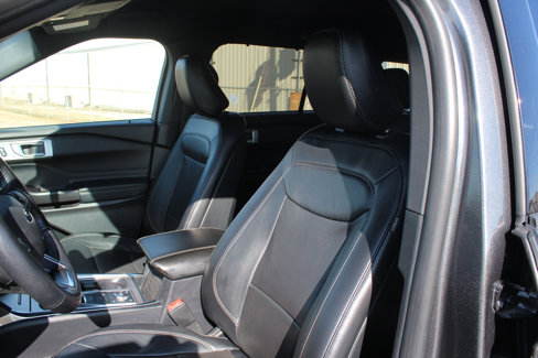 Used 2020 Ford Explorer Limited image 22