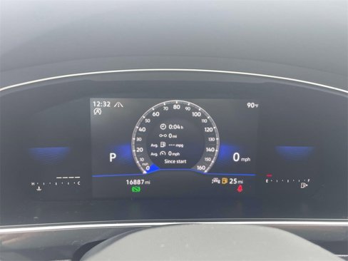 Certified 2022 Volkswagen Tiguan S image 24